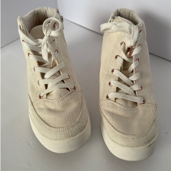Roxy Surf High-top Women 10 Athletic Streetwear Sport Shoe Athleisure Minimalist - Picture 1 of 12